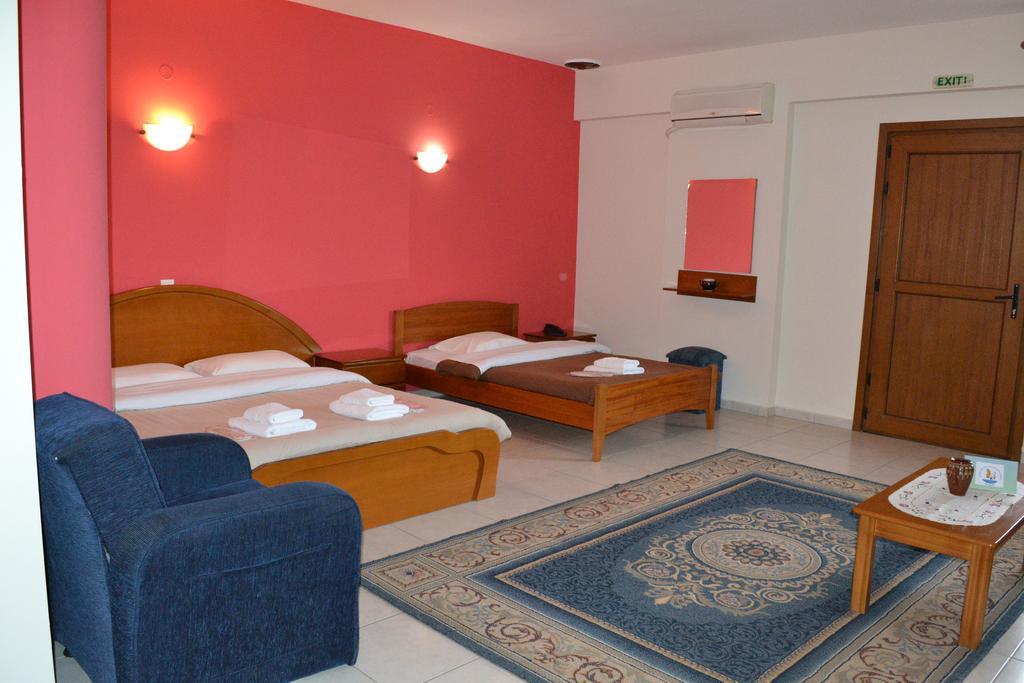 Porto Lagos Rooms Esterno foto